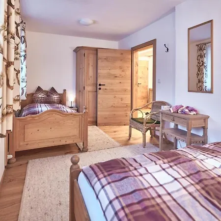 Haus Josef-herold-strasse 17a *