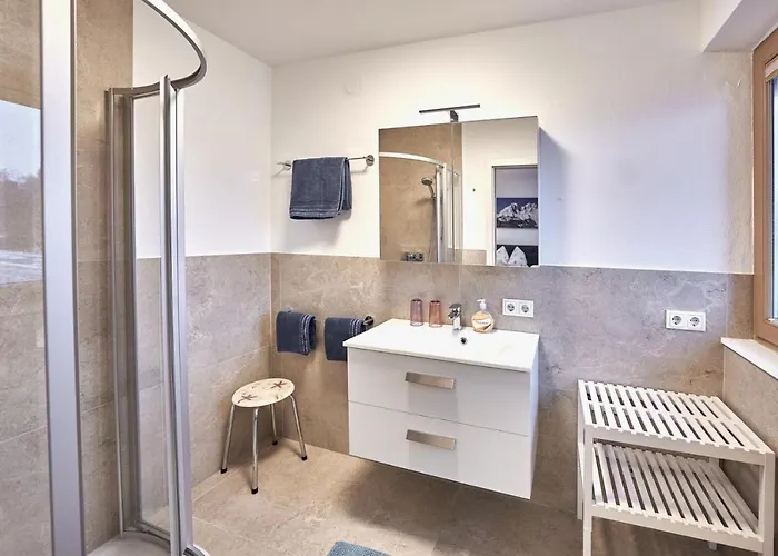 Haus Josef-herold-strasse 17a *