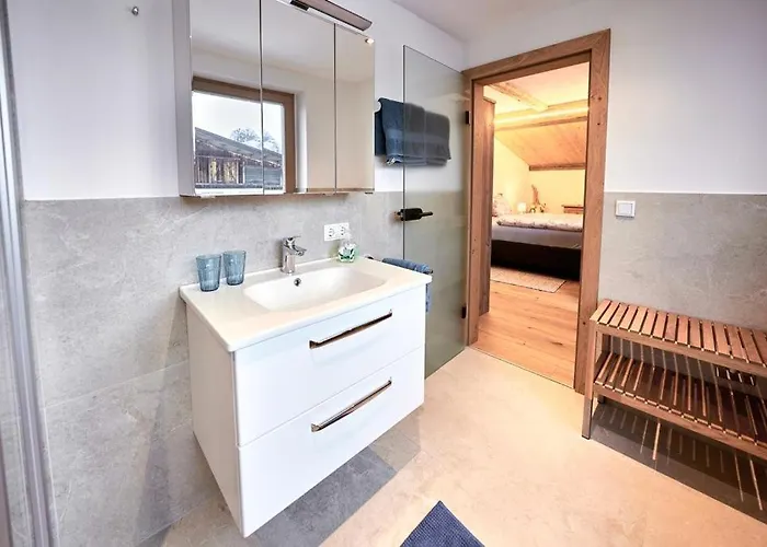 Haus Josef-herold-strasse 17a *